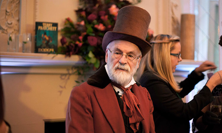 Terry Pratchett fallece