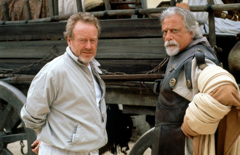 Ridley Scott y Oliver Reed en el rodaje de Gladiator