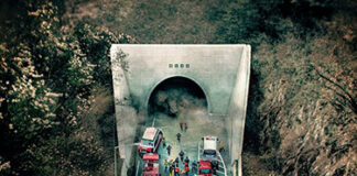 Atrapado en el túnel Atraoado en el tunel critica